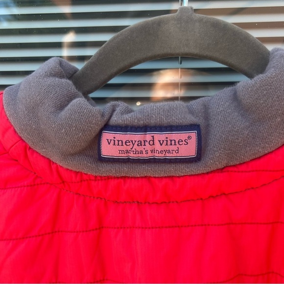 Vineyard Vines Shep & Ian Martha’s Vineyard 1/4 ZIP Sweater Shoulder Patch - Picture 6 of 7